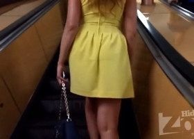 Платье надела, а трусы носить необязательно